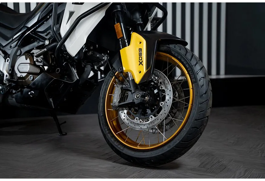 QJMOTOR SVT 650X 650 см³ (76 л.с.) 650 в АВИЛОН. Слайд №16 QJMOTOR SVT 650X 650 см³ (76 л.с.) 650 в АВИЛОН. Слайд №16