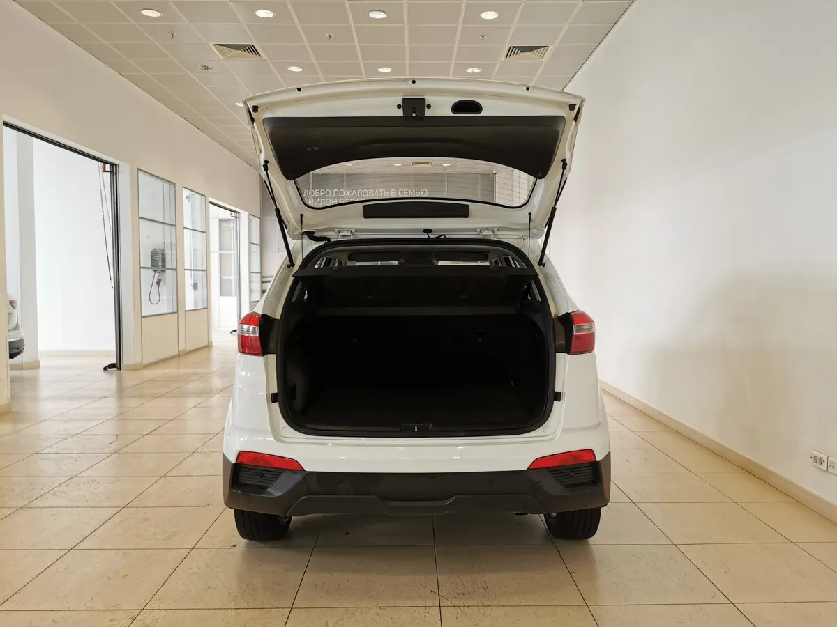 Hyundai Creta 2.0 AT AWD (149 л.с.) Travel + Advanced Белый в АВИЛОН. Слайд №11