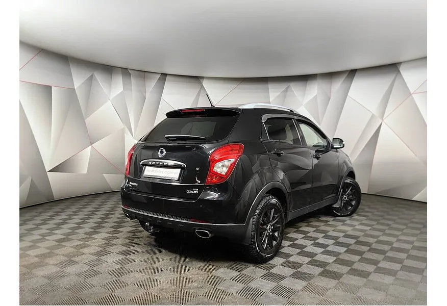 SsangYong Actyon 2.0 AT AWD (149 л.с.) Черный в АВИЛОН. Слайд №2