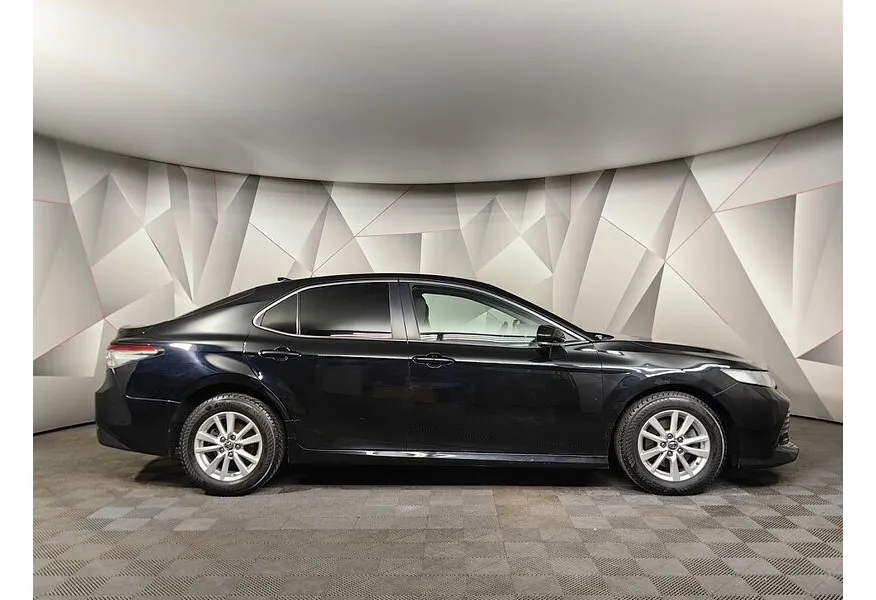 Toyota Camry 2.0 AT (150 л.с.) Черный в АВИЛОН. Слайд №6