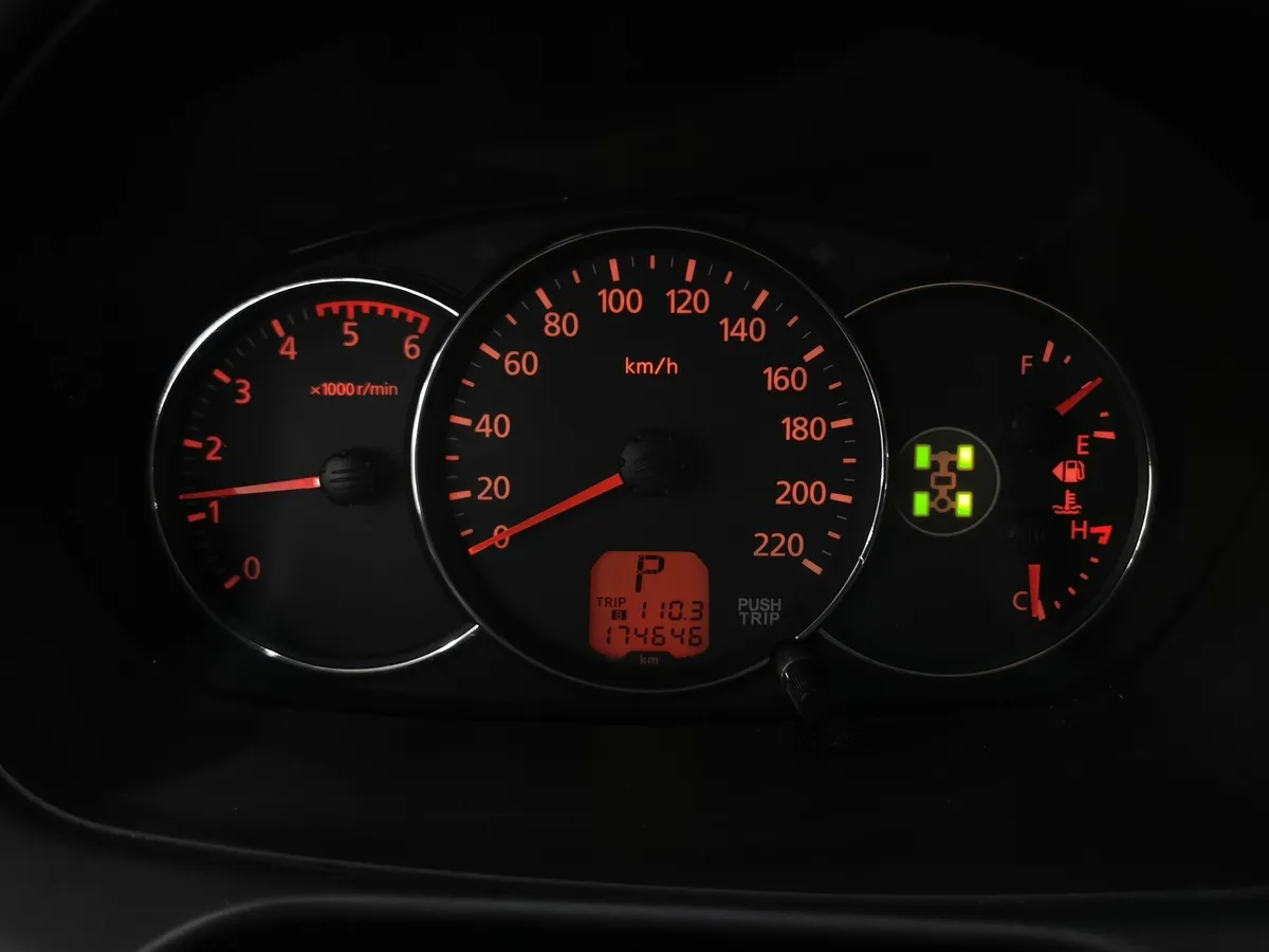 Mitsubishi Pajero Sport 2.5 DI-D AT AWD (178 л.с.) Белый в АВИЛОН. Слайд №17
