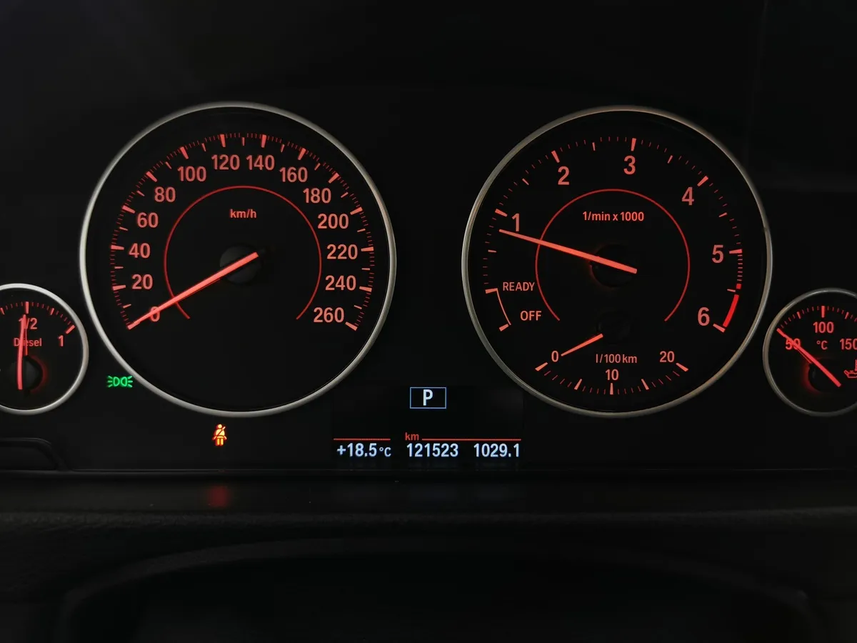 BMW 3 серия 320d AT (190 л.с.) Черный в АВИЛОН. Слайд №13