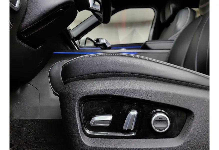 Jaecoo J7 1.6T 7DCT 4WD (186 л.с.) Supreme Белый в АВИЛОН. Слайд №23