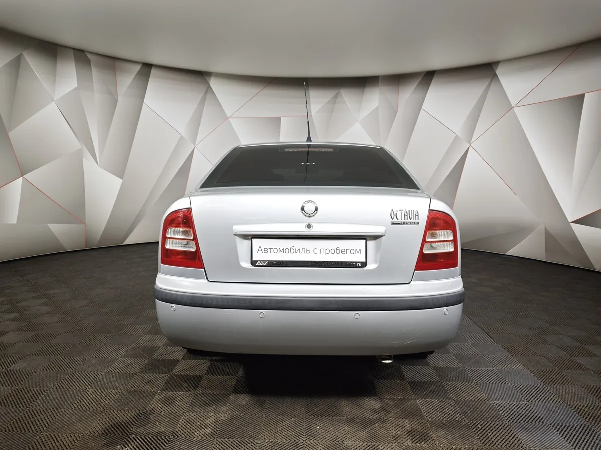 Skoda Octavia 1.4 MT (75 л.с.) Серебристый в АВИЛОН. Слайд №8