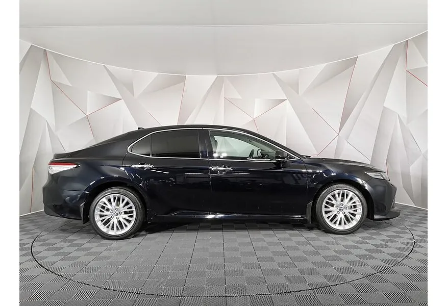 LIVE. Слайд №4