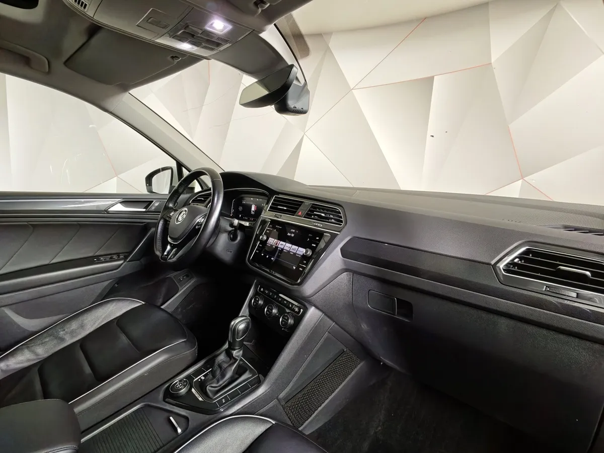 Volkswagen Tiguan 2.0 TSI 4Motion DSG (220 л.с.) Sportline Белый в АВИЛОН. Слайд №12