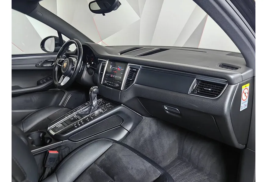 Porsche Macan 2.0 PDK AWD (252 л.с.) Черный в АВИЛОН. Слайд №12