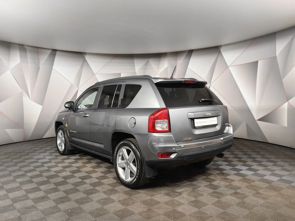 Jeep Compass 2.4 CVT (170 л.с.) Серый в АВИЛОН. Слайд №4