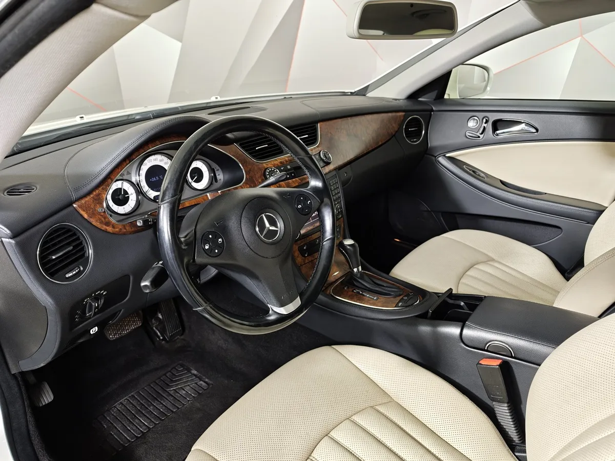 Mercedes-Benz CLS CLS 300 7G-Tronic (231 л.с.) Белый в АВИЛОН. Слайд №19