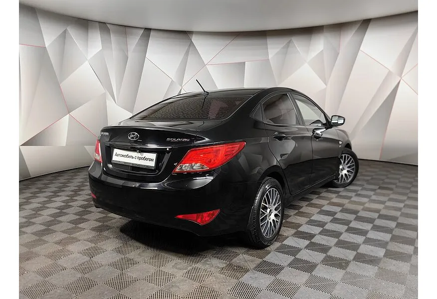 Hyundai Solaris 1.6 AT (123 л.с.) Comfort Черный в АВИЛОН. Слайд №8