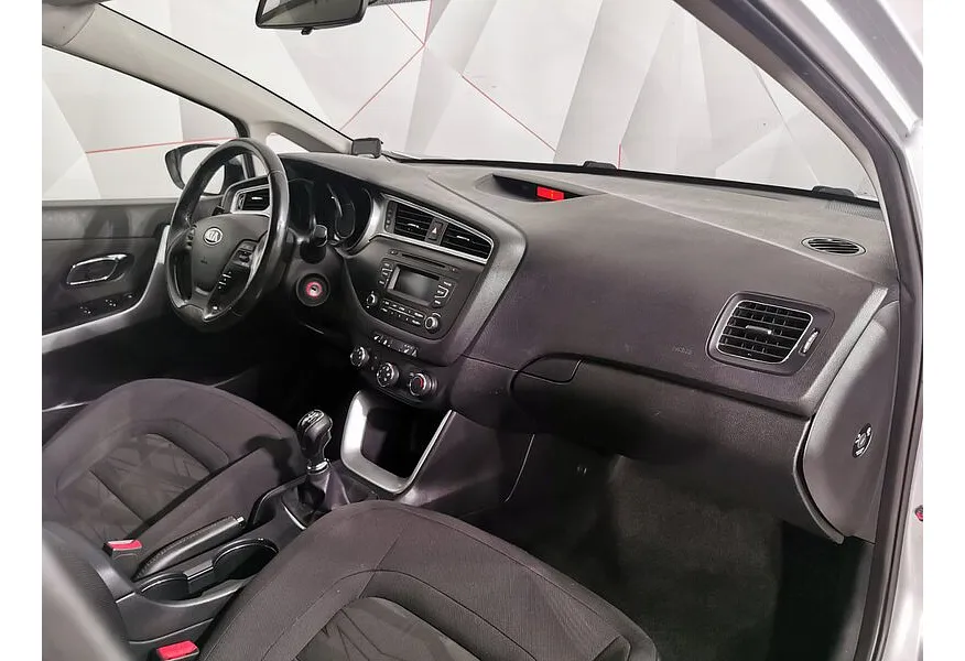 АВИЛОН - Kia Ceed 1.6 AT (130 л.с.) Classic Серебристый - slide 8