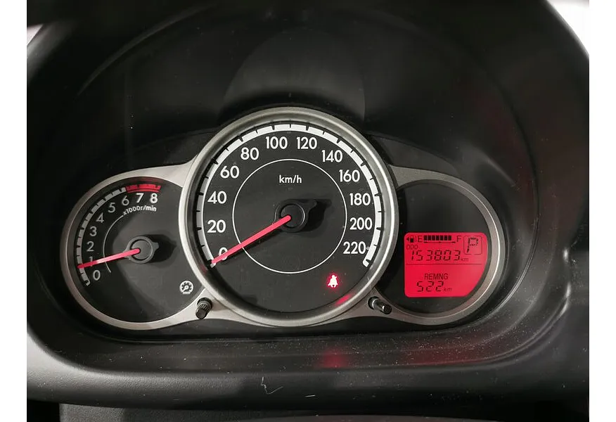 Mazda 2 1.5 AT (103 л.с.) Красный в АВИЛОН. Слайд №17