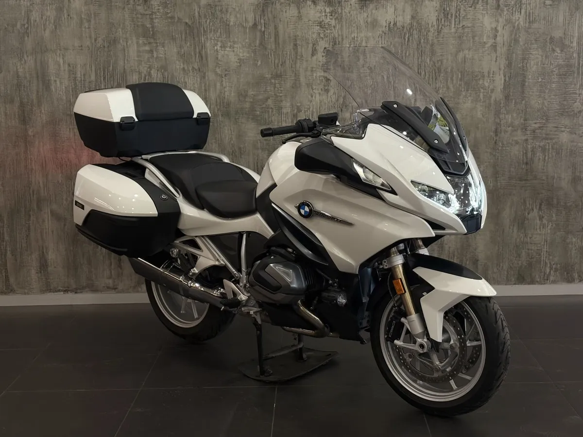 BMW Motorrad R 1250 RT R 1250 RT 1254 см³ (136) 1254 Белый в АВИЛОН. Слайд №2