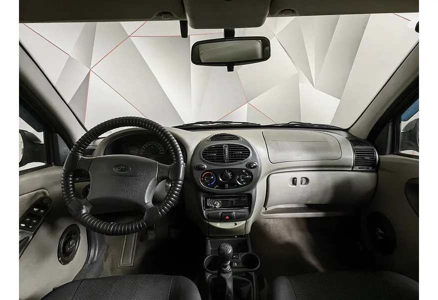 ВАЗ (Lada) Kalina 1.6 MT 8 кл (81 л.с.) 11183-30-046 Норма Серый в АВИЛОН. Слайд №11