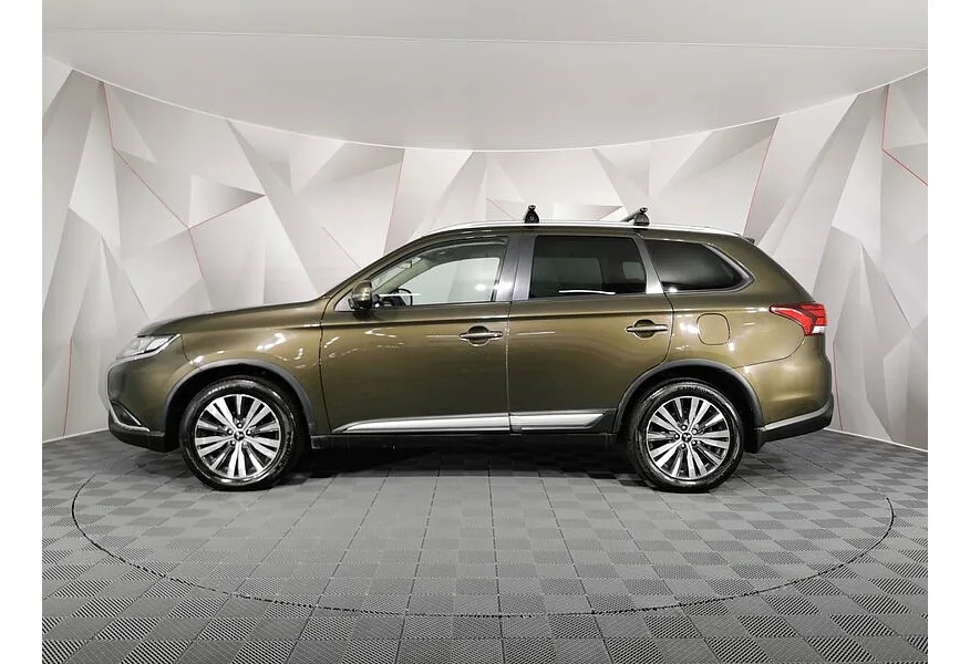 Mitsubishi Outlander 2.0 CVT 4WD (146 л.с.) Instyle E29 Коричневый в АВИЛОН. Слайд №3