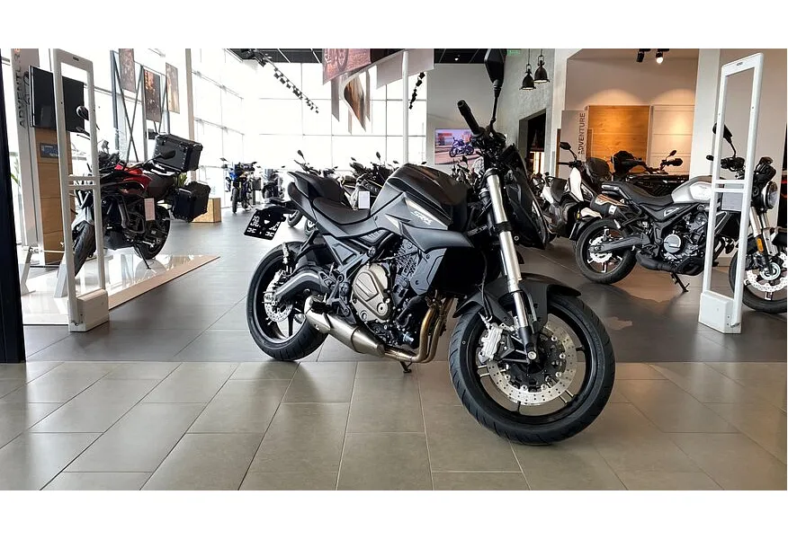 АВИЛОН - QJMOTOR SRK 700 700 см³ (73 л.с.) 700 Черный - slide 1