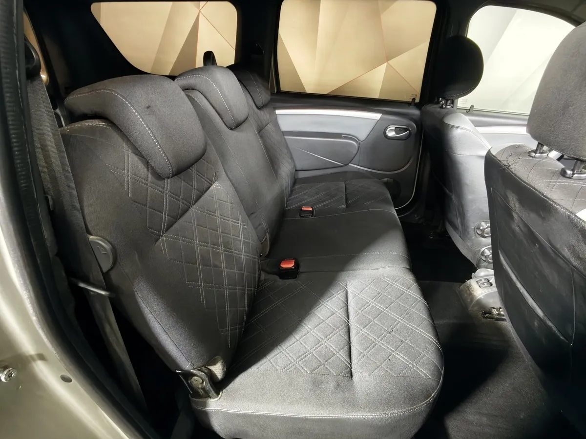 ВАЗ (Lada) Largus 1.6 MT 16 кл (5 мест) (102 л.с.) KS045-52-X00 Luxe Бежевый в АВИЛОН. Слайд №14