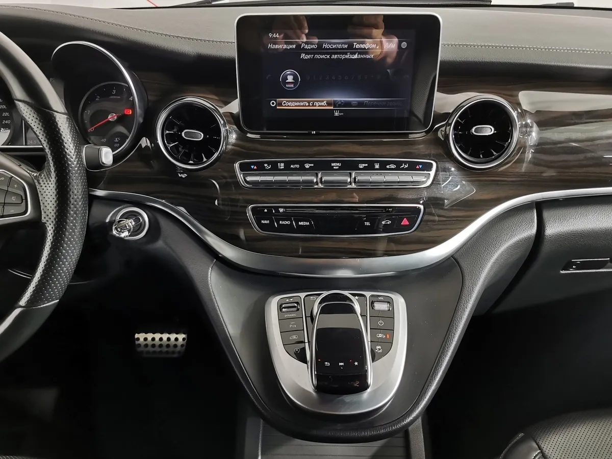 Mercedes-Benz V-Класс V 250 BlueTEC 7G-Tronic Plus 4x4 (190 л.с.) AMG Line Синий в АВИЛОН. Слайд №14