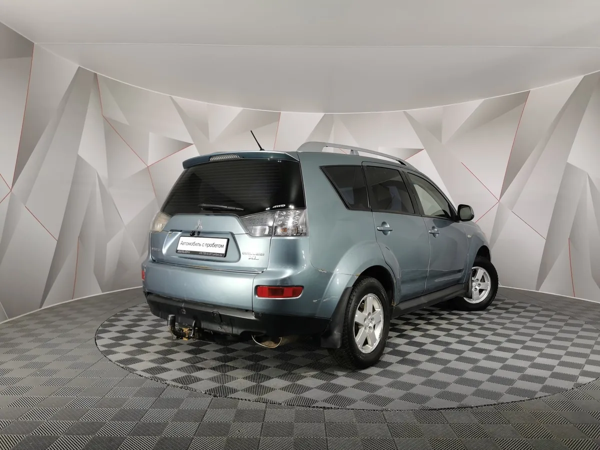 Mitsubishi Outlander 2.4 CVT 4WD (170 л.с.) Серый в АВИЛОН. Слайд №2
