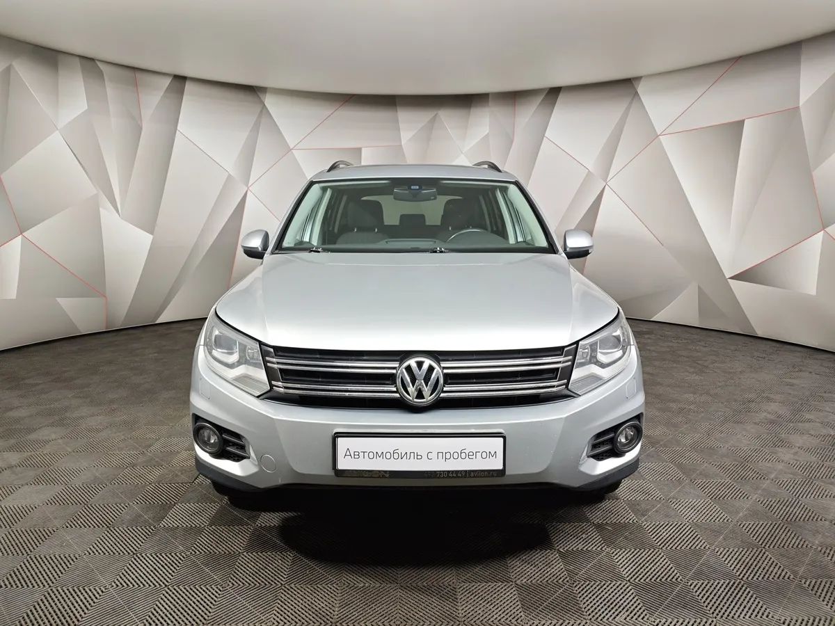 Volkswagen Tiguan 2.0 TSI 4Motion AT (180 л.с.) Sport&Style Серебристый в АВИЛОН. Слайд №7