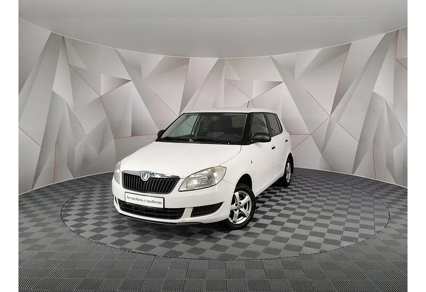 АВИЛОН - Skoda Fabia 1.2 MT (70 л.с.) Белый - slide 0