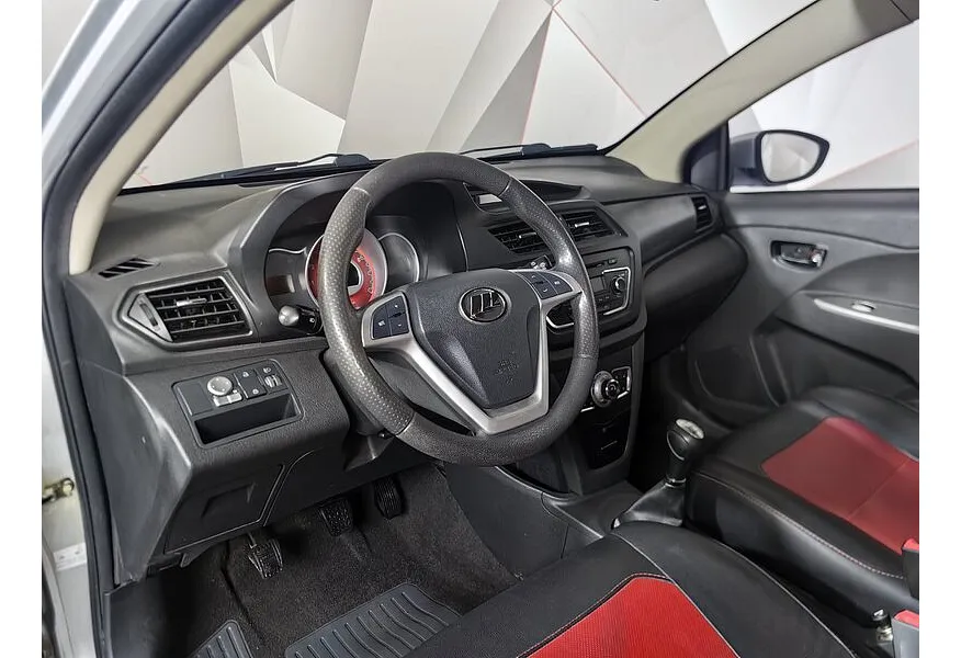 Lifan X50 1.5 MT (103 л.с.) Серебристый в АВИЛОН. Слайд №19