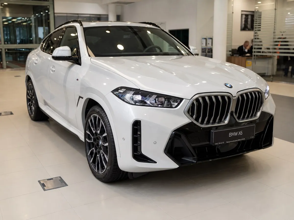 BMW X6 xDrive40i (340 л.с.) Белый в АВИЛОН. Слайд №2