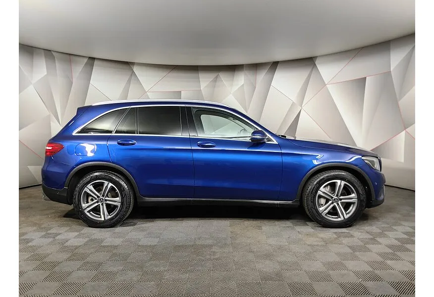 Mercedes-Benz GLC 250 9G-TRONIC 4MATIC (211 л.с.) Особая серия Синий в АВИЛОН. Слайд №6