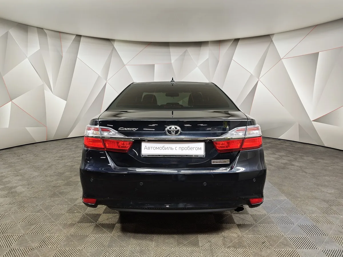 Toyota Camry 2.5 AT (181 л.с.) Черный в АВИЛОН. Слайд №8