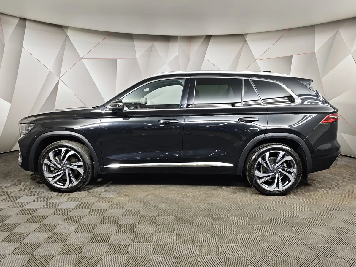 Geely Monjaro 2.0T 8AT 4WD (238 л.с.) Флагман Черный в АВИЛОН. Слайд №5