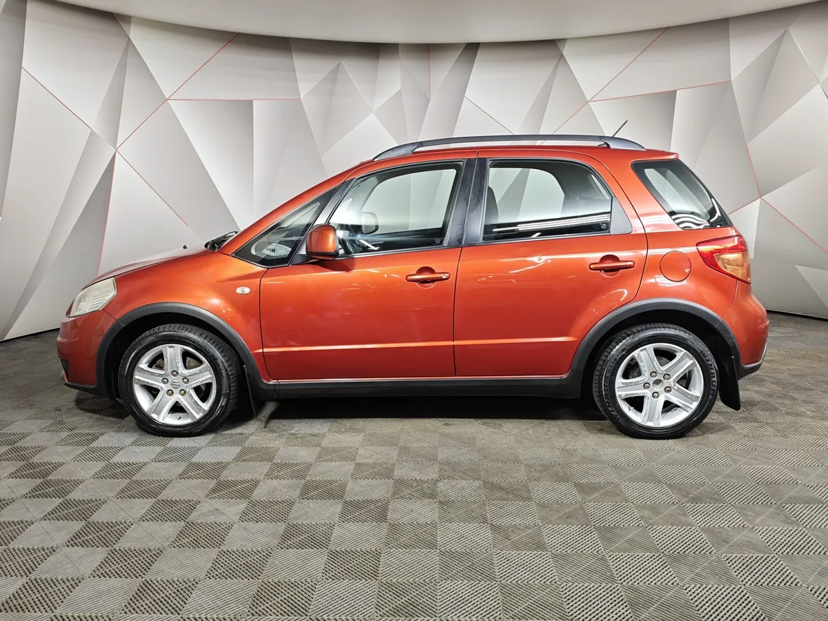 Suzuki SX4 1.6 MT (107 л.с.) Оранжевый в АВИЛОН. Слайд №5