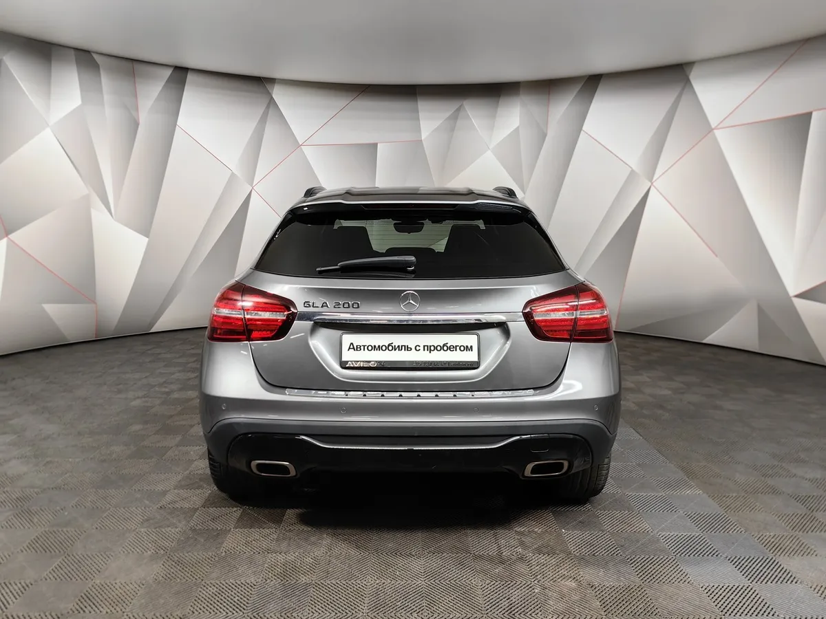 Mercedes-Benz GLA 200 7G-DCT (150 л.с.) Особая серия Серый в АВИЛОН. Слайд №8