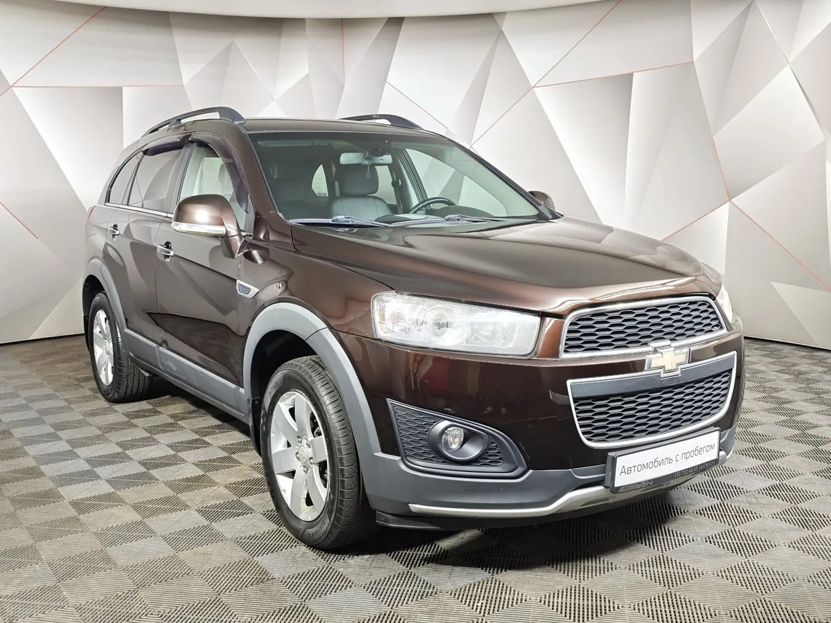 Chevrolet Captiva 2.4 AT (5 мест) (167 л.с.) LT Коричневый в АВИЛОН. Слайд №3
