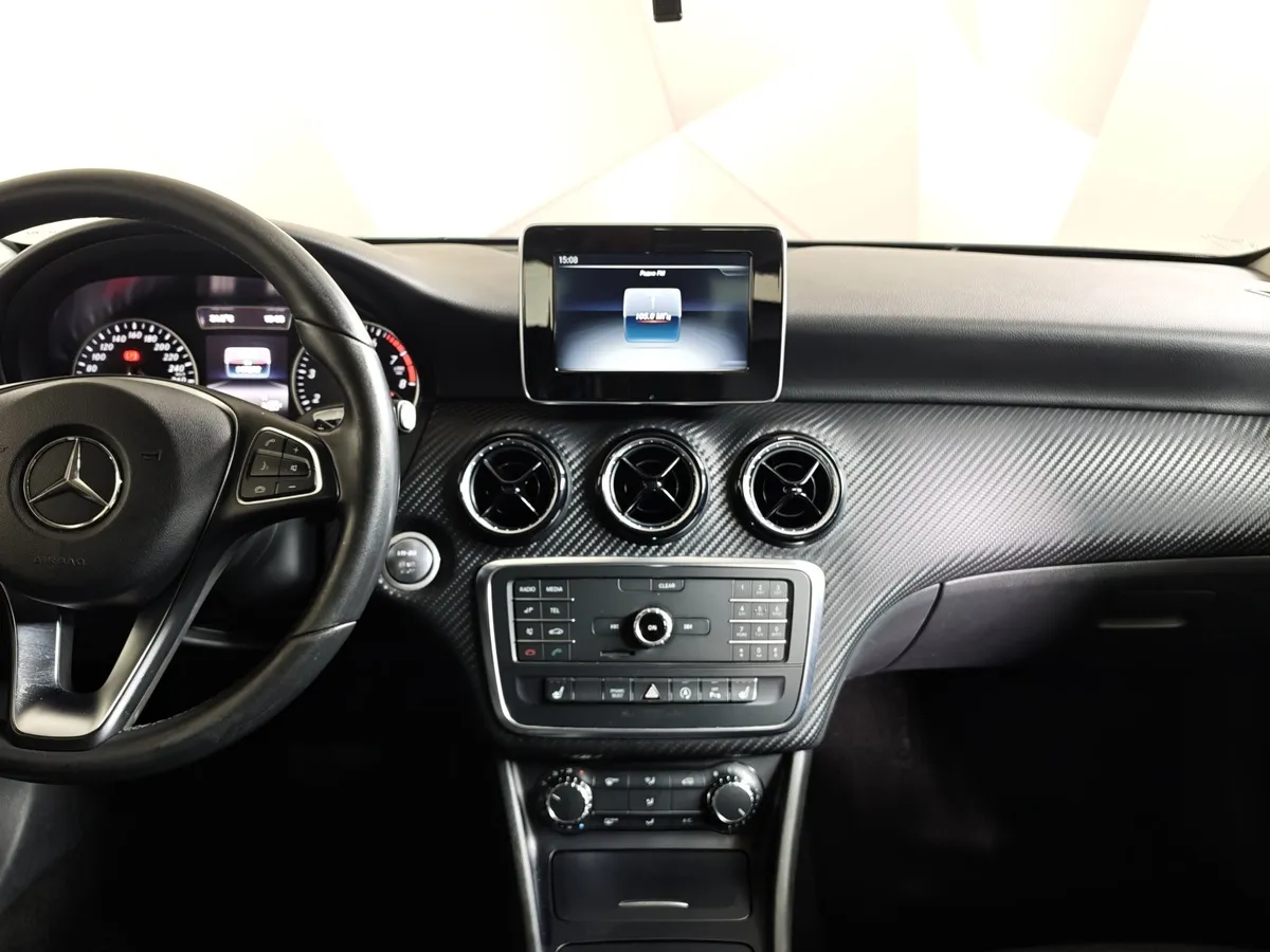 Mercedes-Benz GLA 200 7G-DCT (150 л.с.) Особая серия Серый в АВИЛОН. Слайд №15
