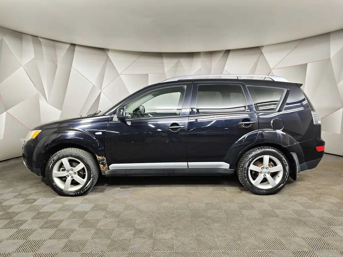 Mitsubishi Outlander 3.0 AT 4WD (223 л.с.) Черный в АВИЛОН. Слайд №5