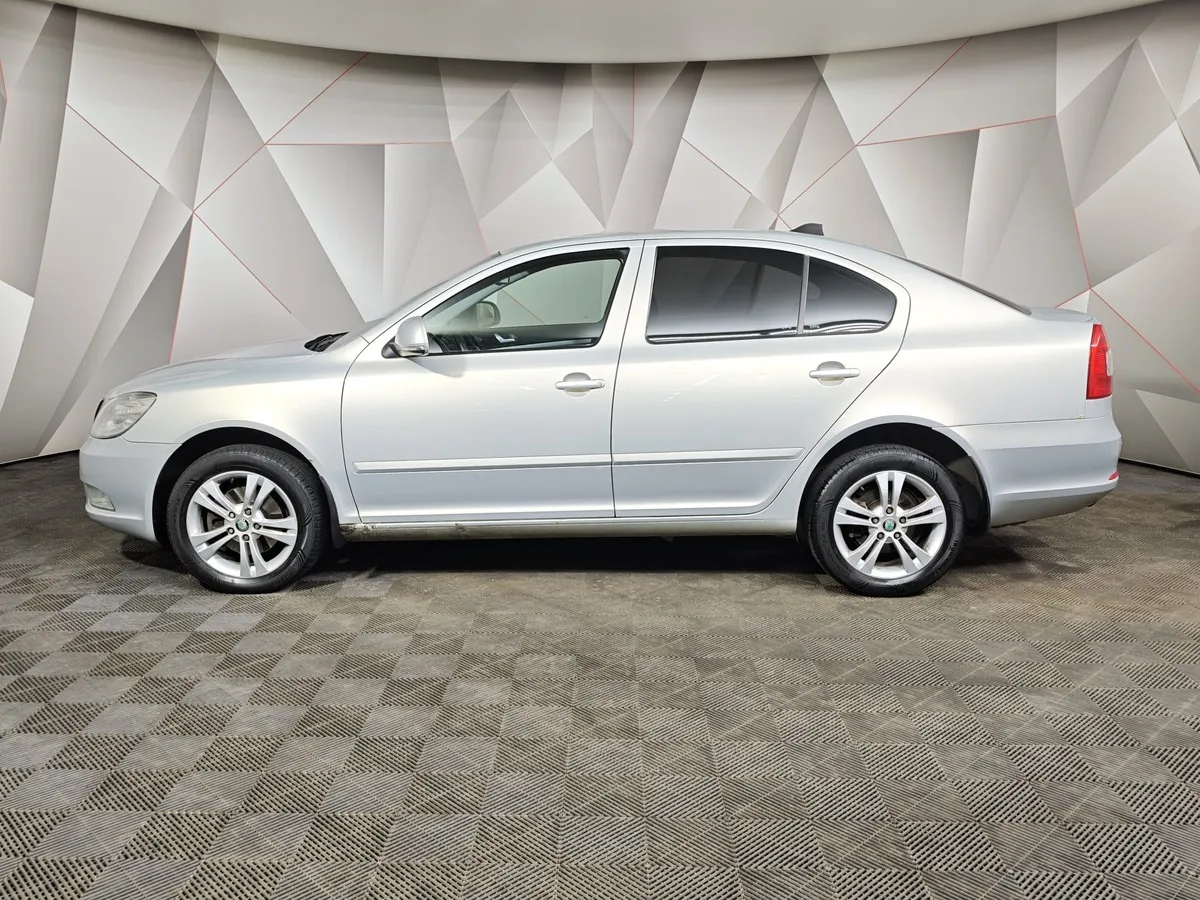 Skoda Octavia 1.8 TSI AT (152 л.с.) Active (CKD) Серебристый в АВИЛОН. Слайд №5