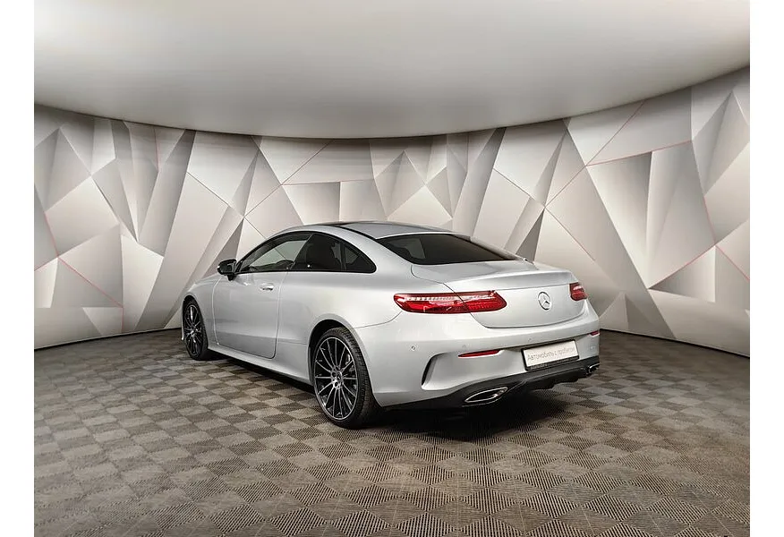 Mercedes-Benz E-Класс E 200 4MATIC 9G-TRONIC (184 л.с.) Sport Plus Серебристый в АВИЛОН. Слайд №4