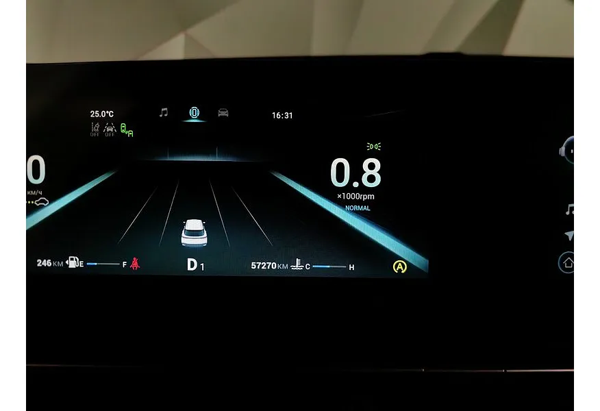 Omoda C5 1.6T DCT 4WD (150 л.с.) Active Белый в АВИЛОН. Слайд №17