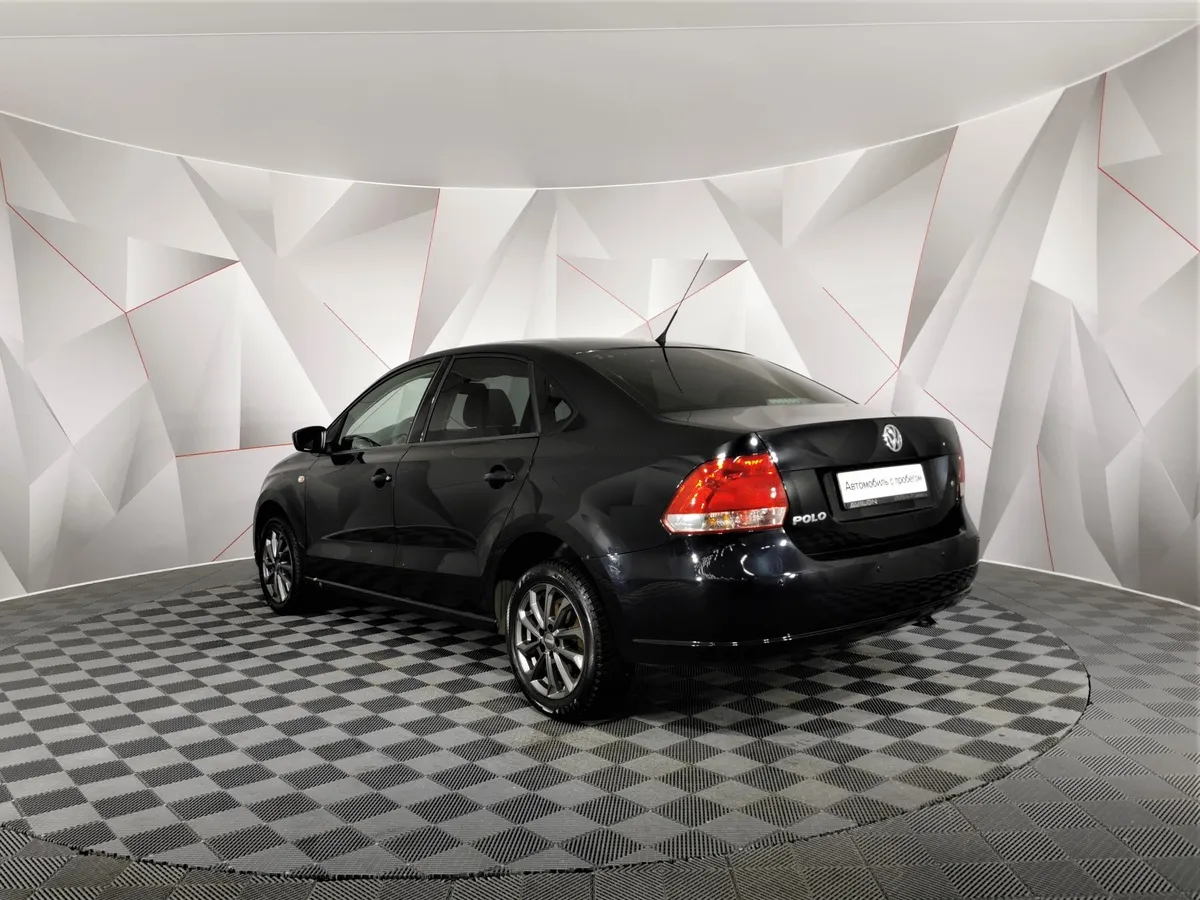 Volkswagen Polo 1.6 Tiptronic (105 л.с.) Comfortline Черный в АВИЛОН. Слайд №4