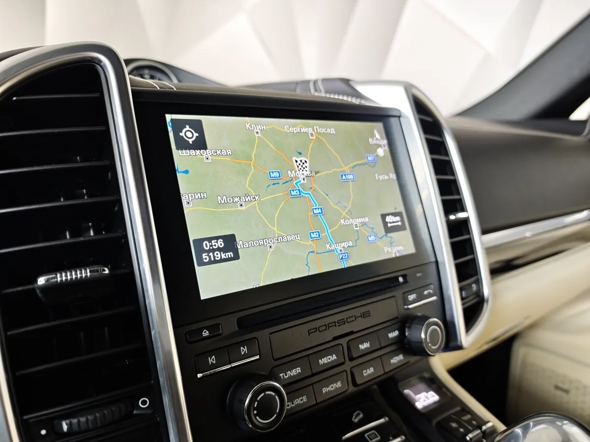 Porsche Cayenne Diesel 3.0 Tiptronic S AWD (245 л.с.) Фиолетовый в АВИЛОН. Слайд №21