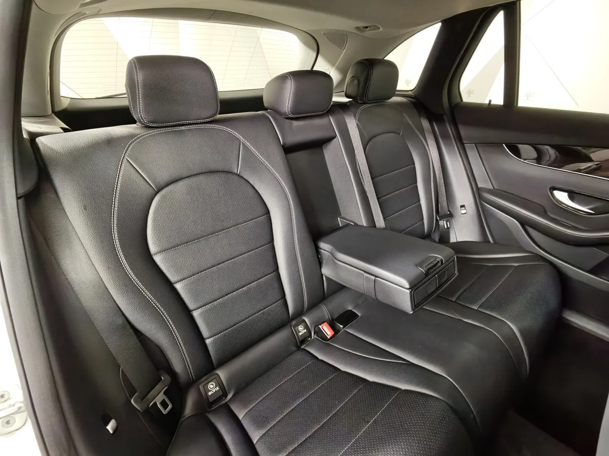 Mercedes-Benz GLC 220 d 9G-TRONIC 4MATIC (170 л.с.) Особая серия Белый в АВИЛОН. Слайд №16