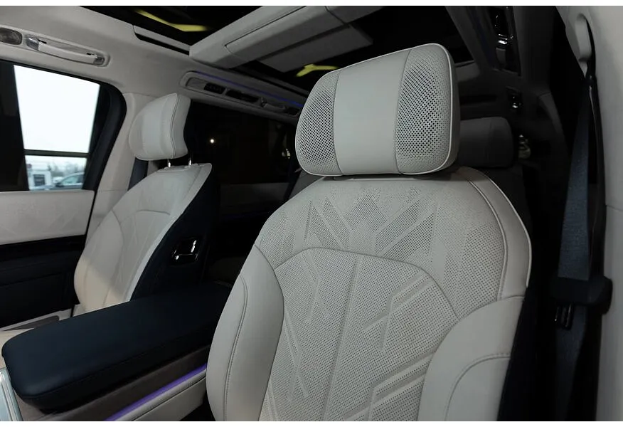 Zeekr 9X 2.0h AT 4WD (1177 л.с.) Max Белый в АВИЛОН. Слайд №9