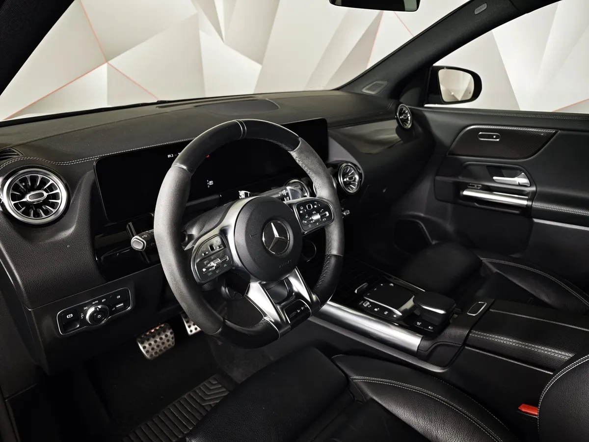 Mercedes-Benz GLA AMG 45 4MATIC (421 л.с.) S Черный в АВИЛОН. Слайд №18