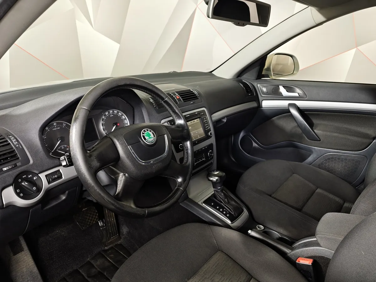 Skoda Octavia 1.8 TSI AT (152 л.с.) Active (CKD) Серебристый в АВИЛОН. Слайд №19