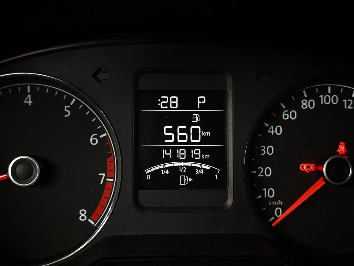 Volkswagen Polo 1.6 Tiptronic (105 л.с.) Comfortline Синий в АВИЛОН. Слайд №17