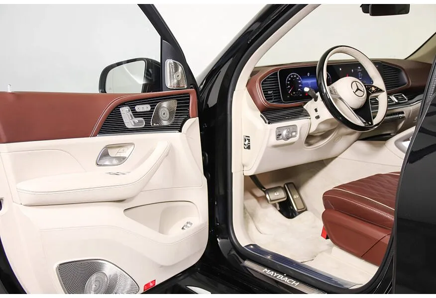 Mercedes-Benz GLS 600 9G-Tronic 4Matic (557 л.с.) Черный в АВИЛОН. Слайд №15