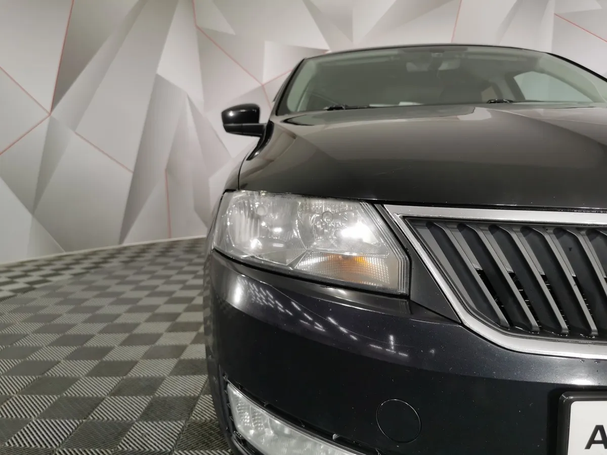 Skoda Rapid 1.4 TSI DSG (125 л.с.) Active Черный в АВИЛОН. Слайд №10