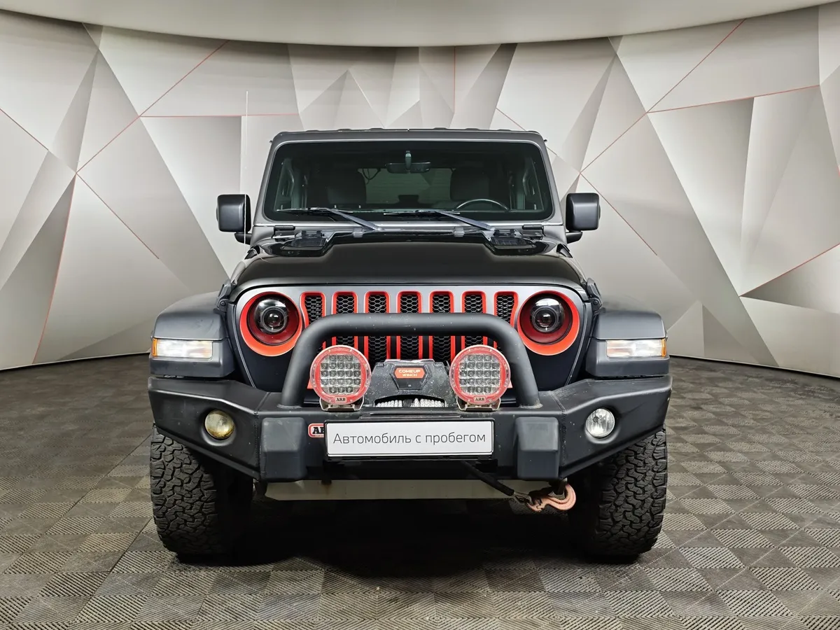 Jeep Wrangler 2.0 AT AWD (272 л.с.) Sport Черный в АВИЛОН. Слайд №7