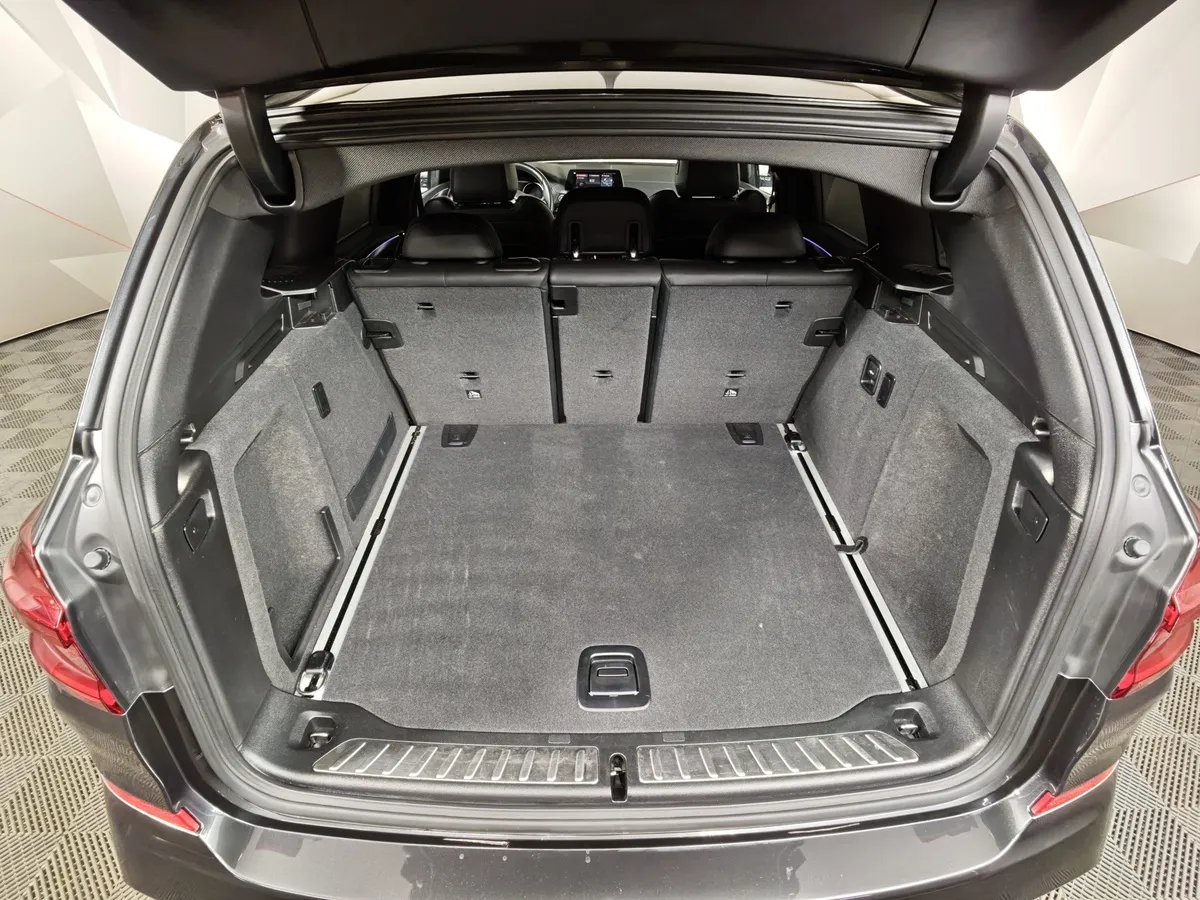 BMW X3 xDrive20i AT (184 л.с.) M Sport Серый в АВИЛОН. Слайд №9