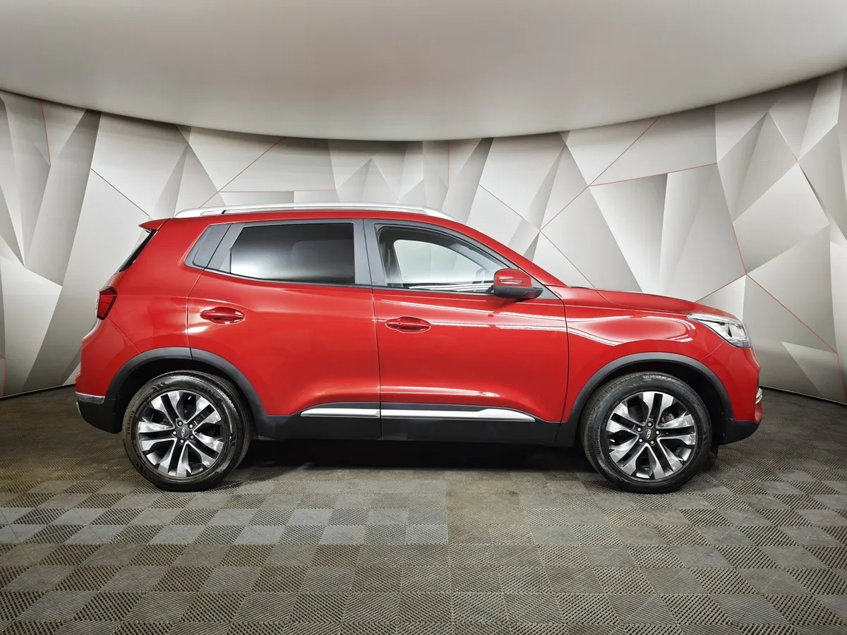 Chery Tiggo 4 2.0 CTV (122 л.с.) Techno Красный в АВИЛОН. Слайд №6